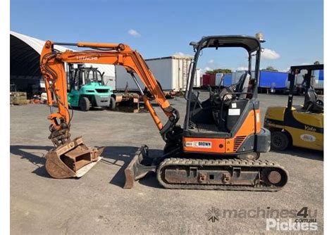 hitachi 1.7 tonne excavator|ZX35U.